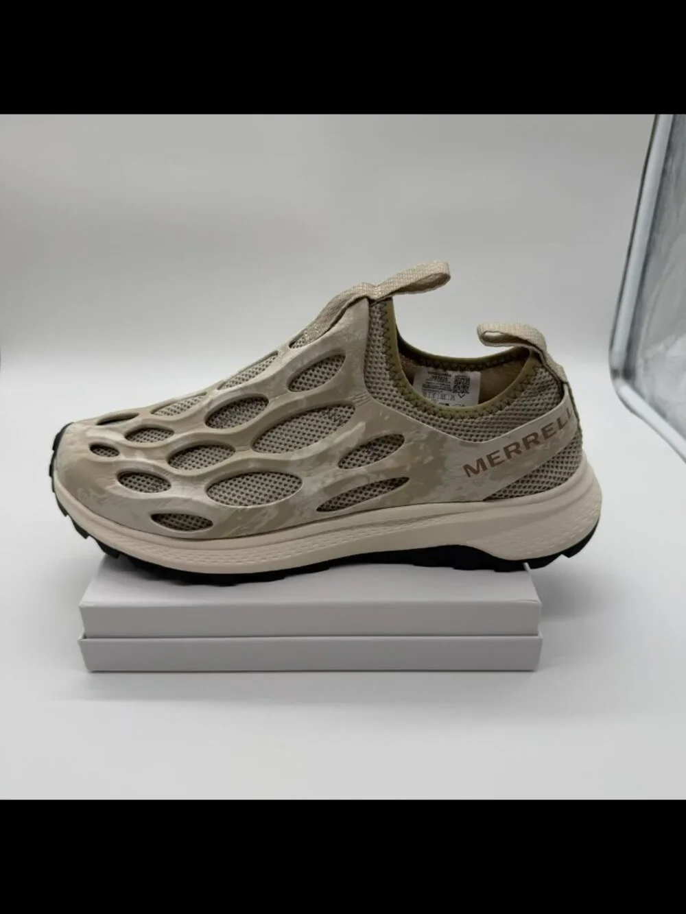 MERRELL Hydro Runner Men's Size 9.5 Beige
